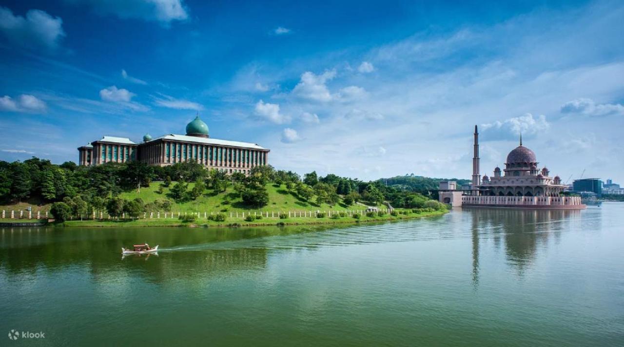 Putrajaya Dwiputra 6 Plus 1 Pax Blissful Fully Air-Con Suite Εξωτερικό φωτογραφία